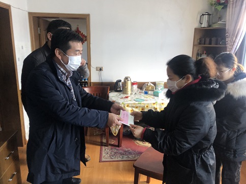 抗疫战士病倒一线，和诚之爱雪中送炭